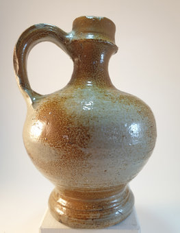 Middeleeuws Frechen aardewerk